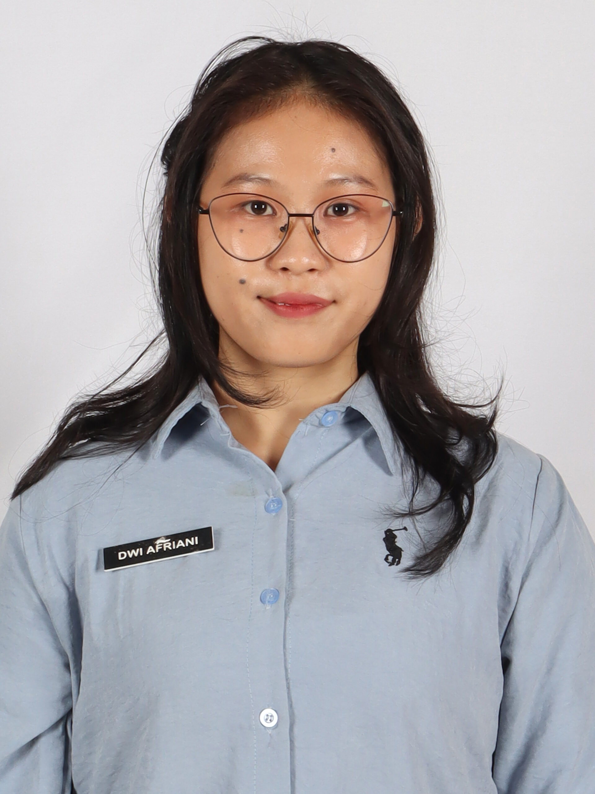 Dwi Apriani